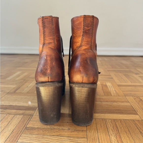 Lace-up brown leather booties - like new - 9cm high heel - Picture 3 of 9